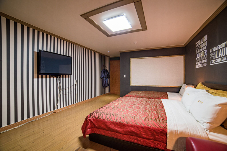 Bedroom 4, Jeonju Uadong Hyatt, Jeonju