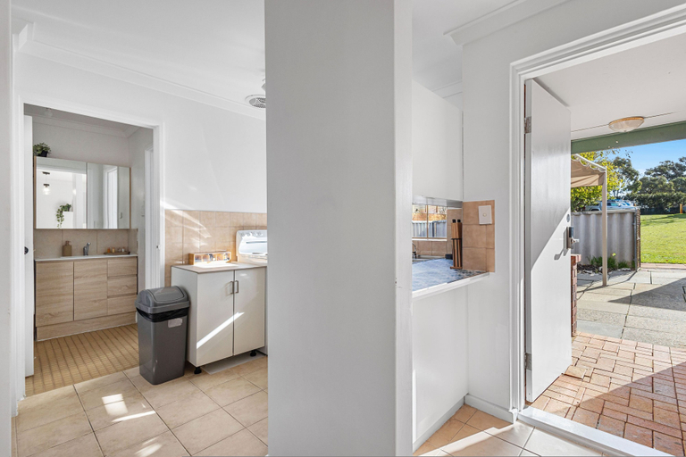 Room 3, The Finch Fern A Sepal Stay, Perth