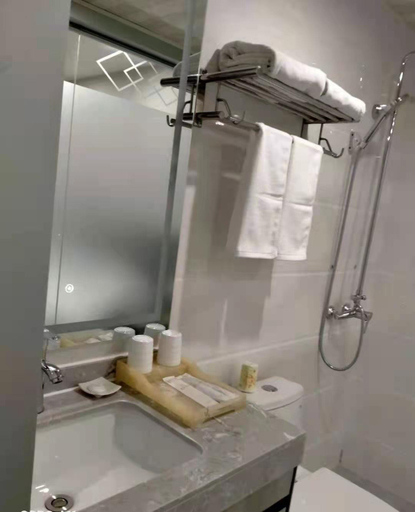 Bathroom 3, Lianxiang Hotel, Kunming