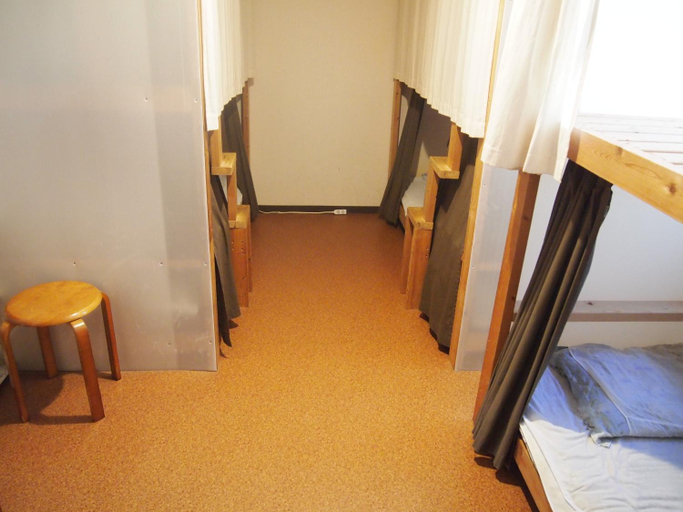 Bedroom 2, BACKPACKERS FUJI, Narita