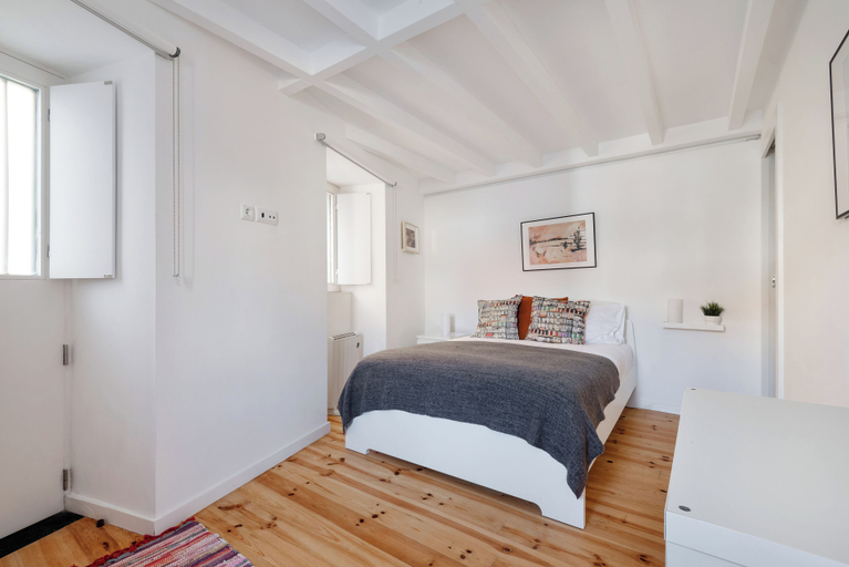 Bedroom 3, Flora2 Flora Apartments, 1 BR on 1st Floor, Porto