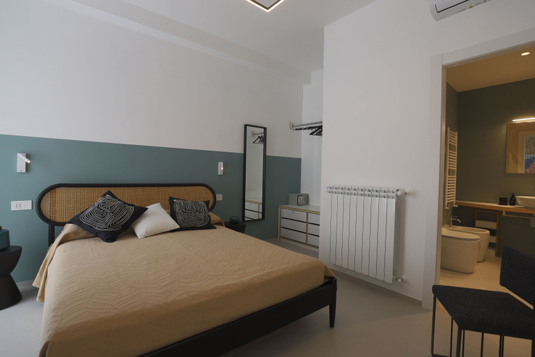Bedroom 2, DESIDERIO GUEST HOUSE, Salerno