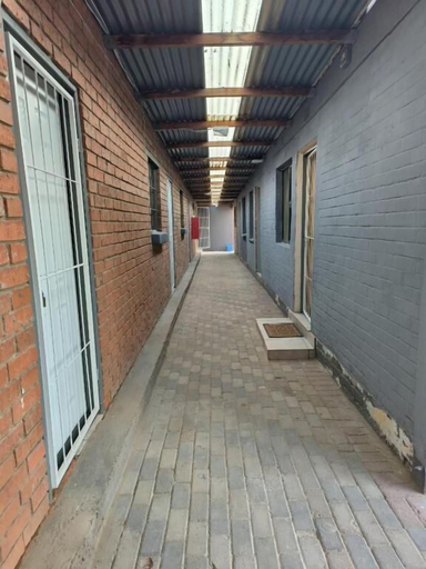 Property grounds 4, Room-acama Guest House 455 Long rd, Welk, Lejweleputswa