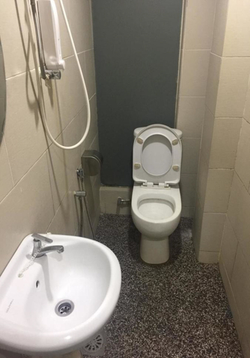 Bathroom 5, コレクション O マラッカ 旧：ラベンダー イン, Malacca City