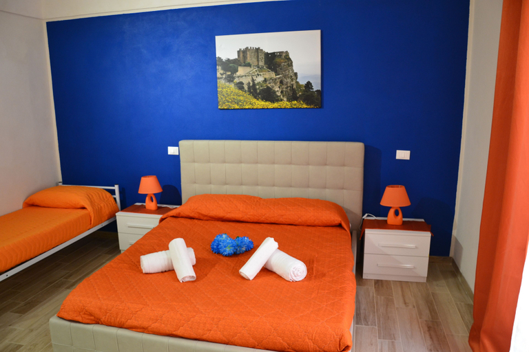 Bedroom 3, B&B Stella Maris Trapani Centro, Trapani