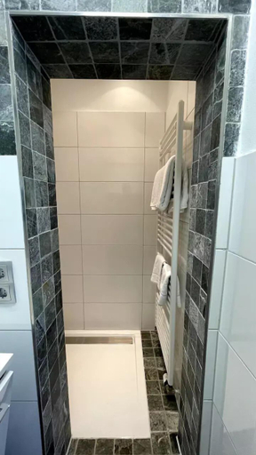 Bathroom 2, My Apartment im Bremer Viertel, Bremen