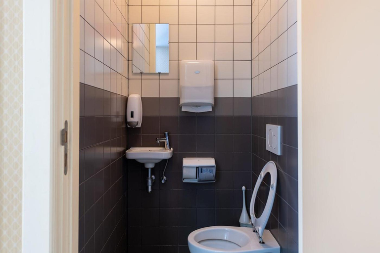 Bathroom 4, Stayokay Hostel Soest, Soest