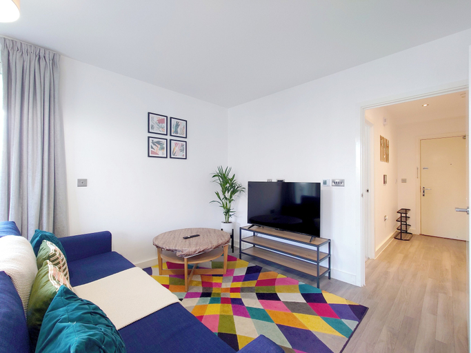 Room 3, Luxury One Bed Apartment Near Olympic Park, London