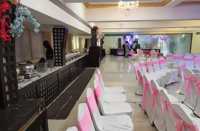 Food & Drinks 5, Hotel The Ceremony, Thane