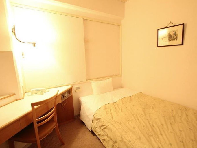 Bedroom 3, Mizusawa Grand Hotel, Ōshū