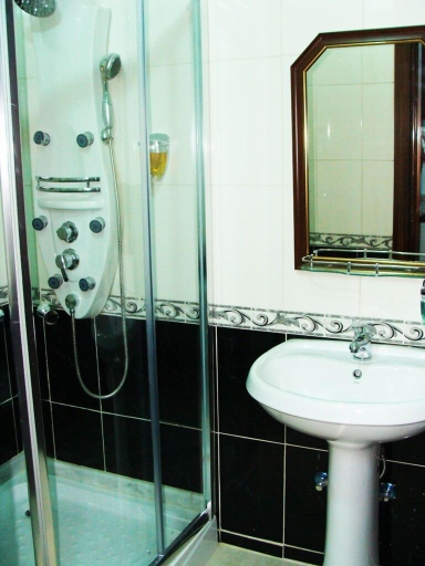 Bathroom 5, Alnahas Plaza Hotel, Wastiyyeh