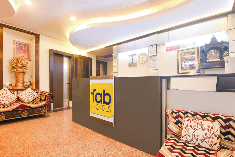 Reception 4, Fabhotel New Empire, Delhi