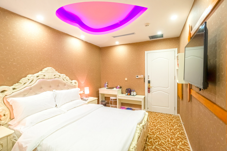 Bedroom 2, Carus Hotel Anshun (Wang Ruofei's former residence), Anshun