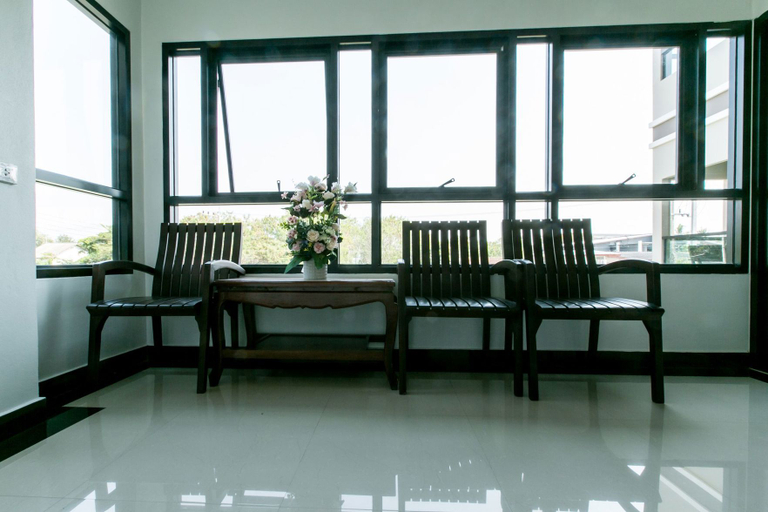 Others 4, The Gun Hotel, Muang Surin
