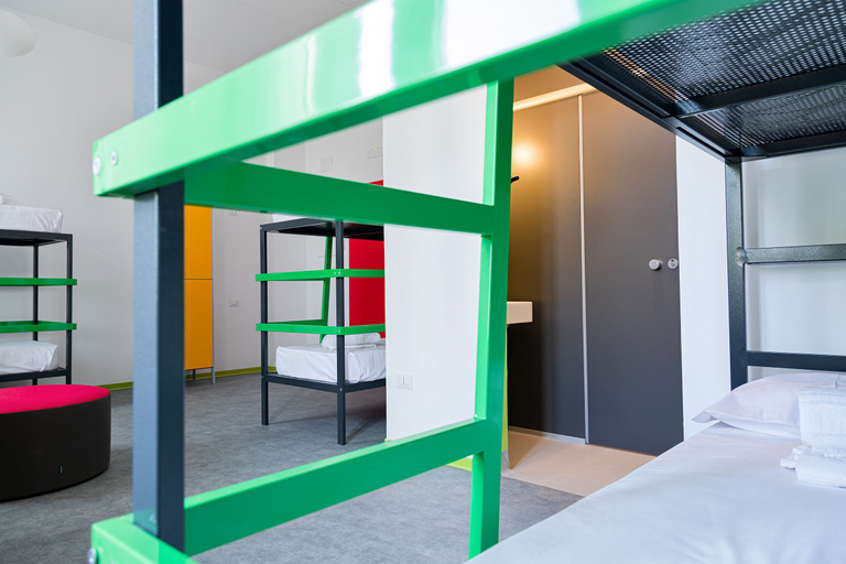 Bedroom 5, Bohoostel, Bologna