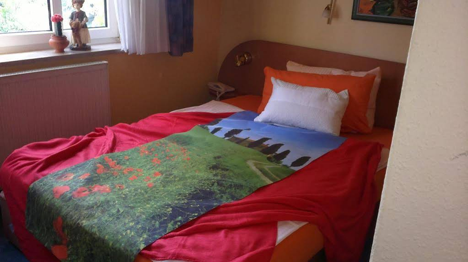 Bedroom 2, Hotel Vinum, Erzgebirgskreis