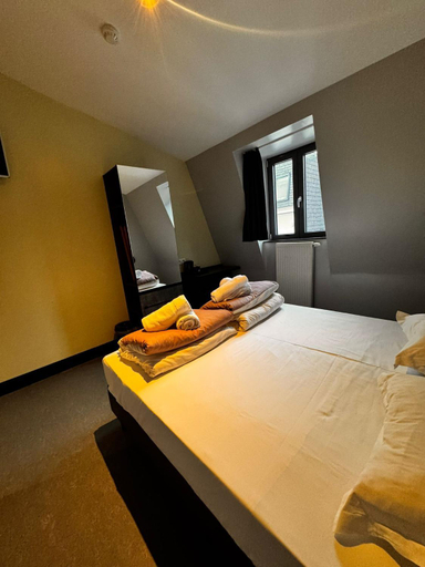 Bedroom 2, Brxxl 5 City Centre Hostel, Bruxelles