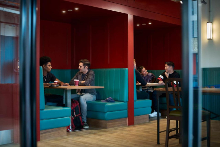 Food & Drinks 5, Chapter Highbury I in London, London