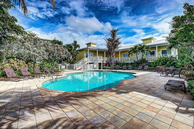 Sport & Beauty 2, Beach Club Modern Condo C Bldg., Sarasota