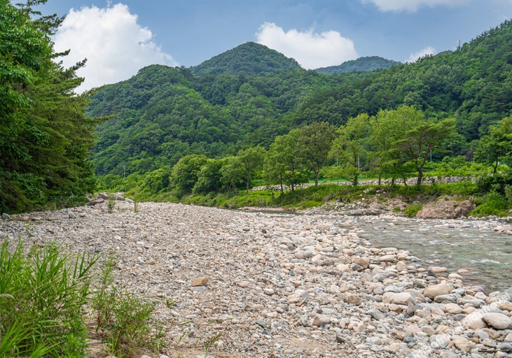 Others 5, Baekdam Gyegok Pension, Inje