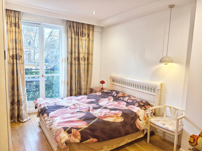 5, Apartment Heart of Paris, Paris