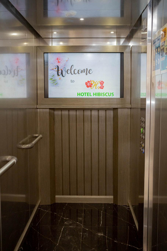 Others 5, Hotel Hibiscus Louis, Komo-Mondah