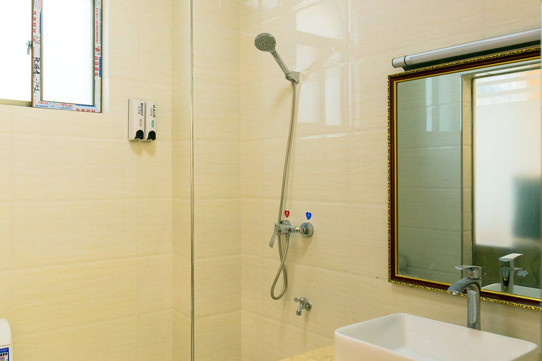 Bathroom 2, Yuangen Boutique Hotel (Beihai Silver Beach), Beihai