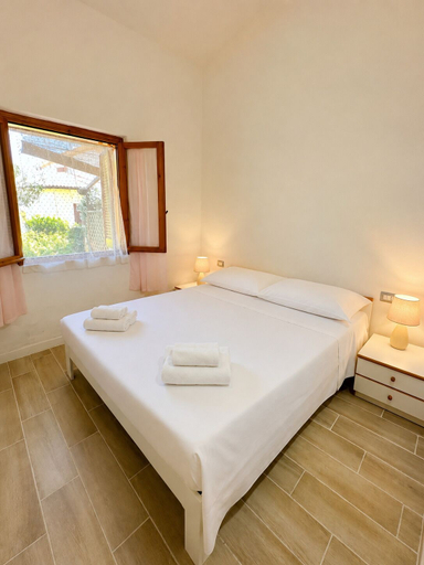 Bedroom 3, Casa Vacanze San Teodoro, Nuoro