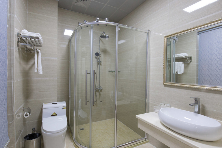 Bathroom 4, Yangjiang Jinrui Business Hotel, Yangjiang