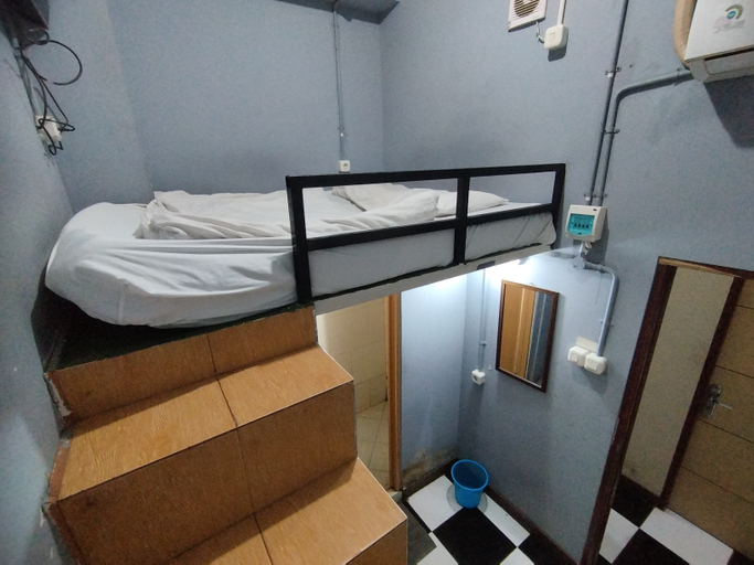 Others 2, Stariez Kemang, Jakarta Selatan