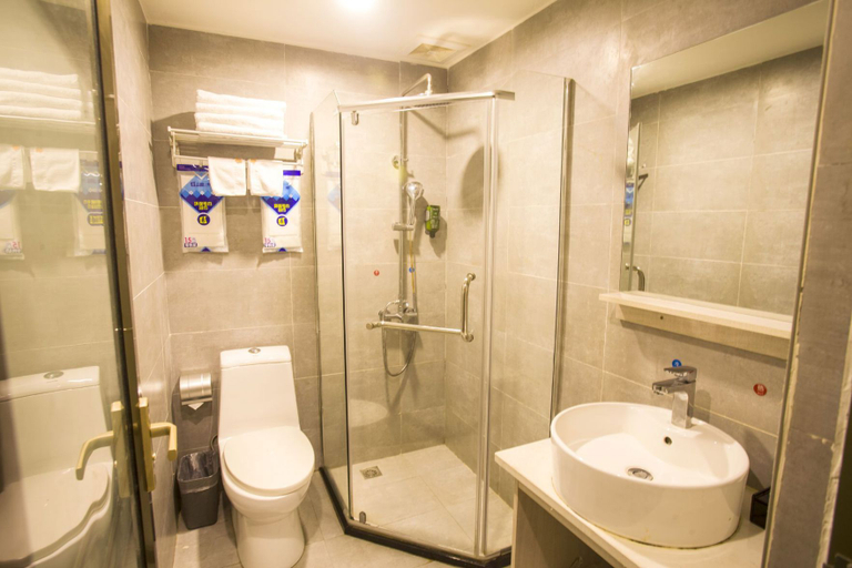 Bathroom 3, Jianjing Zhenpin Hotel, Yueyang