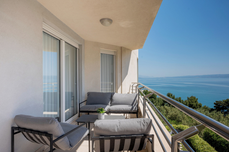 Others 5, Adriatic Queen Residence, Split