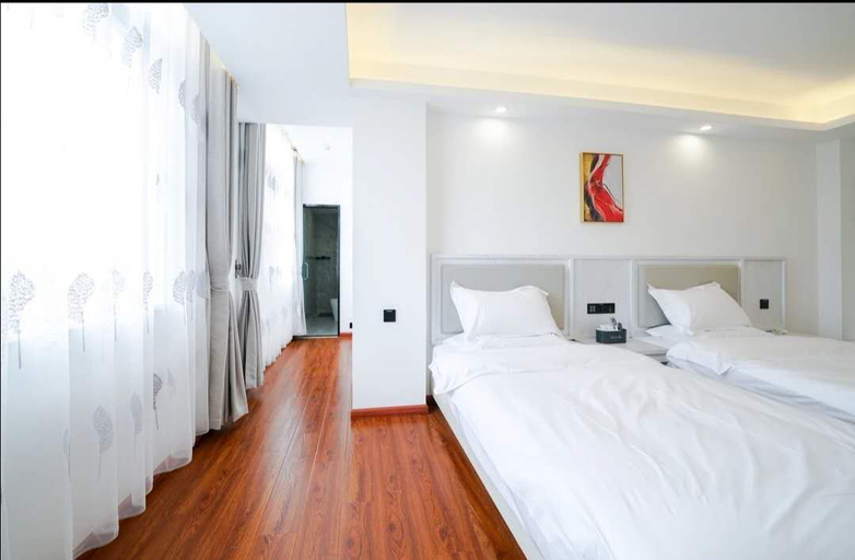 Bedroom 2, Shizong Hotel, Qujing