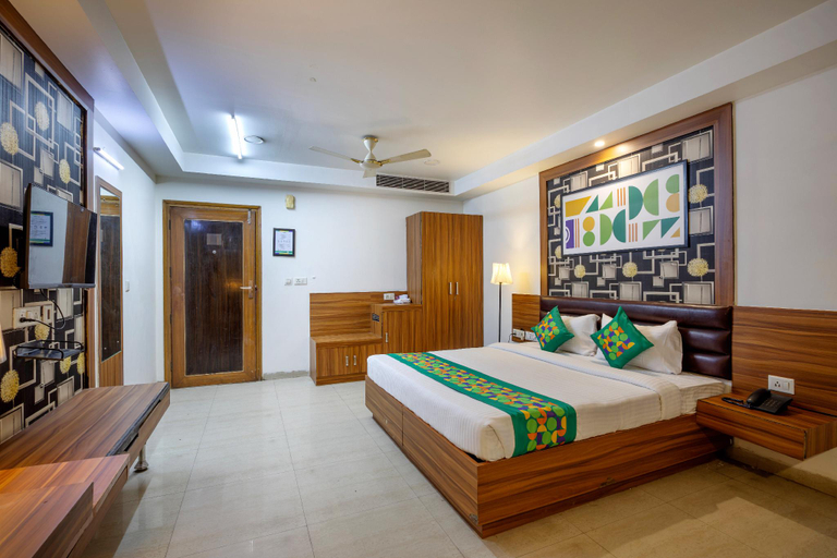 Bedroom 3, Treebo Parth Paradise, Gautam Buddha Nagar