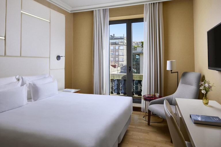Bedroom 2, NH Collection Vigo, Pontevedra