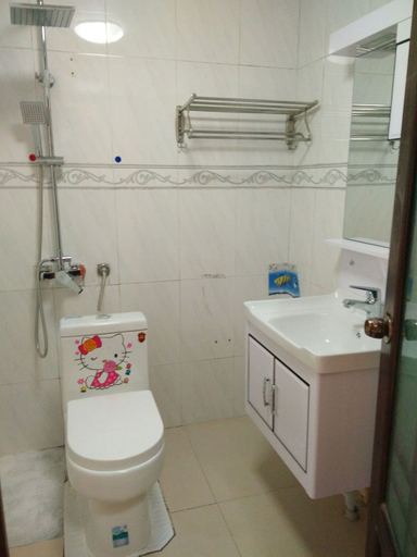 Bathroom 2, Phoenix Yue Slow River View Inn, Xiangxi Tujia and Miao