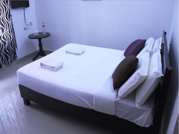 Bedroom 2, Chandana Inn, Thrissur