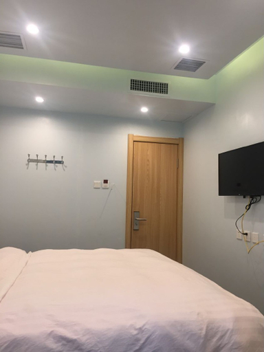 Bedroom, Secluded Beauty Lodge Hotel, Harbin