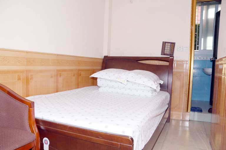 Bedroom, Pengtai Hotel, Shenzhen