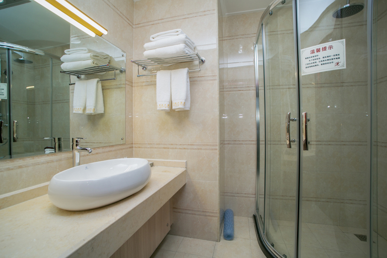 Bathroom, Lanting Hotel, Jiayuguan