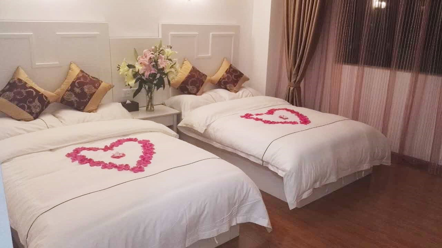 Bedroom 2, Jin Mumian Hotel, Nujiang Lisu