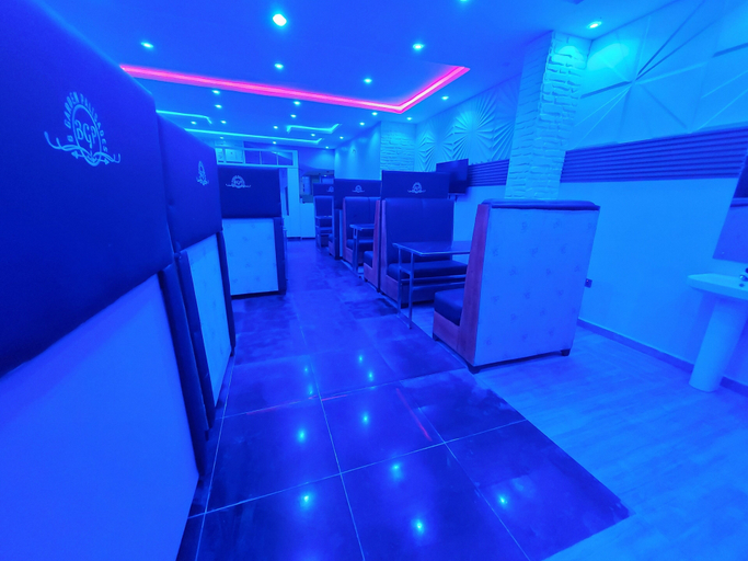 Food & Drinks 3, B Garden Palisades, Ikorodu