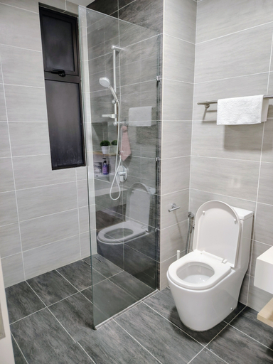 Bathroom, Trion KL Residence by Sleepy Owl Suites, Kuala Lumpur