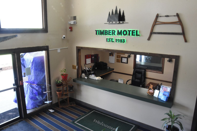 Public Area, Timber Motel, Clinton