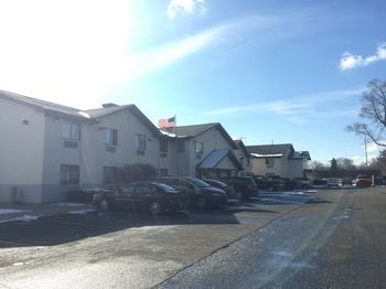 Featured Image, Coldwater Inn & Suites near I 69, Branch