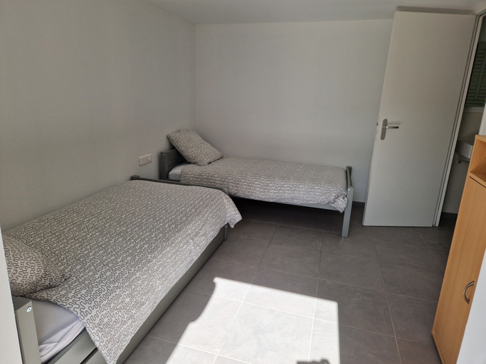 Bedroom 4, Gîte d'étape du Cragou - OSTAL, Finistère