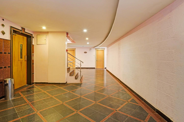 Lobby 5, Fabhotel Vaishanvi Palace, Hyderabad