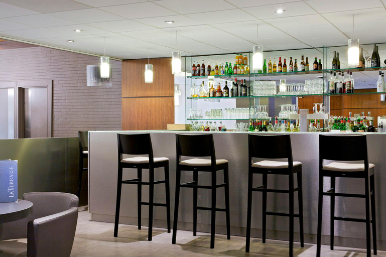 Food & Drinks 5, B&B HOTEL Paris 17 Batignolles, Paris