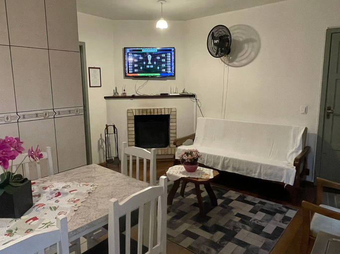 Interior 3, Residencial Tristão de Oliveira, Gramado