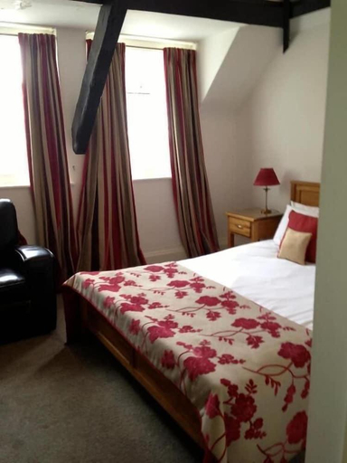 Bedroom 2, Antrobus Arms Hotel, Wiltshire